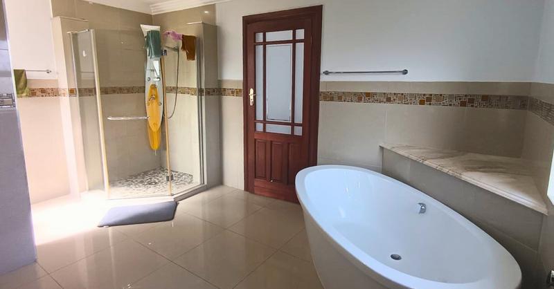 To Let 5 Bedroom Property for Rent in Pinnacle Point Golf Estate Western Cape